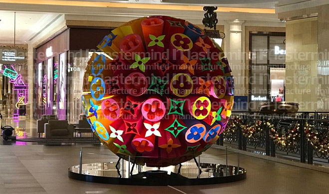 WINDOW DISPLAY AND ROADSHOW